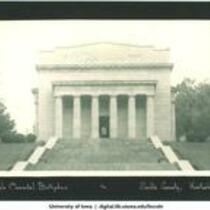 Scrapbook of Lincoln-related photographs, 1930s